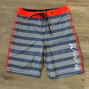 Men’s Hurley Swim Trunks | Size 34 | Multi-Color